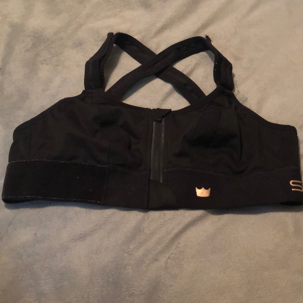 Shefit black ultimate sports bra